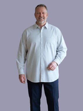 OAK HILL Wrinkle-Free Button-Down Shirt. Plus Size 4XLT